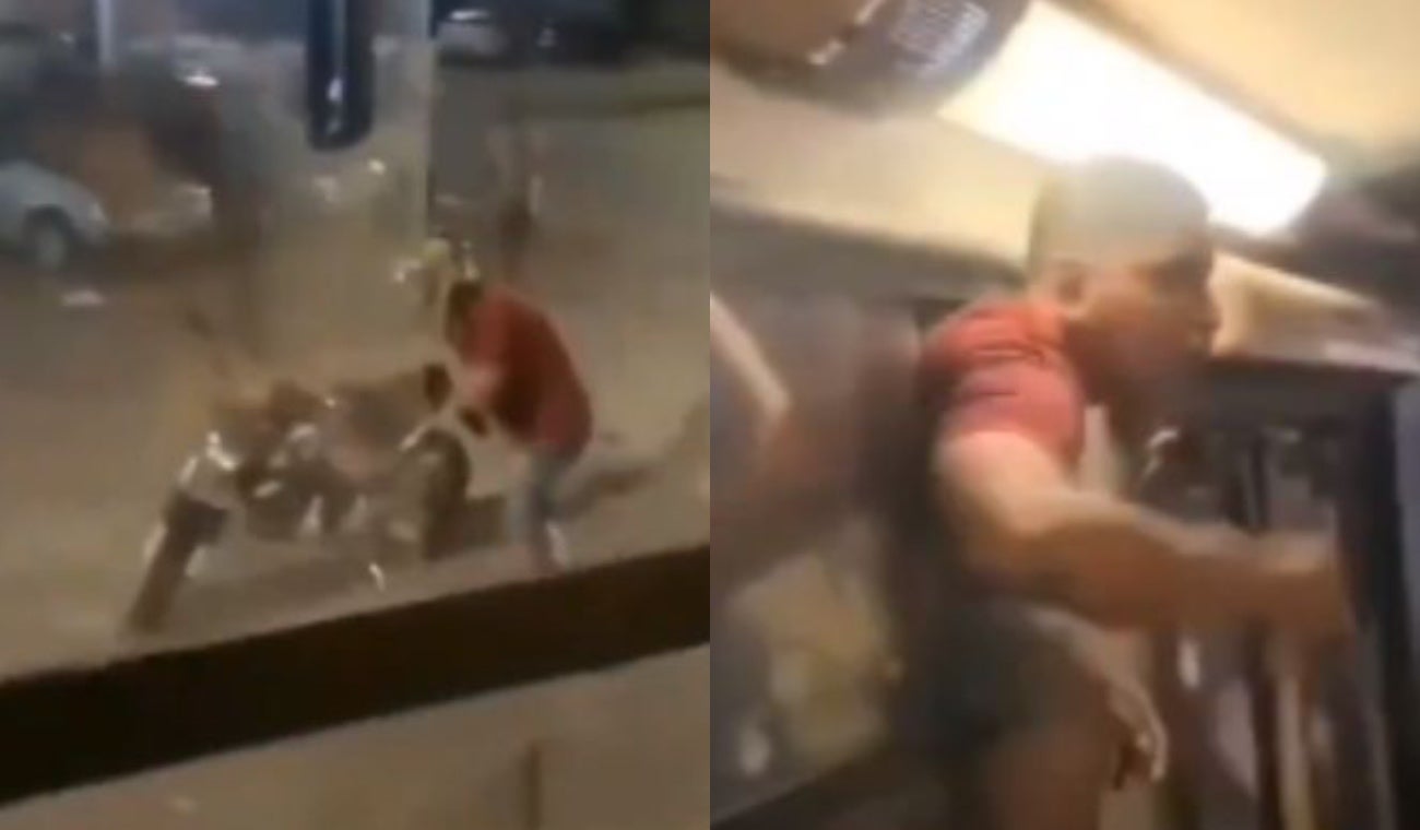 Hombre entra por la ventana de un bus